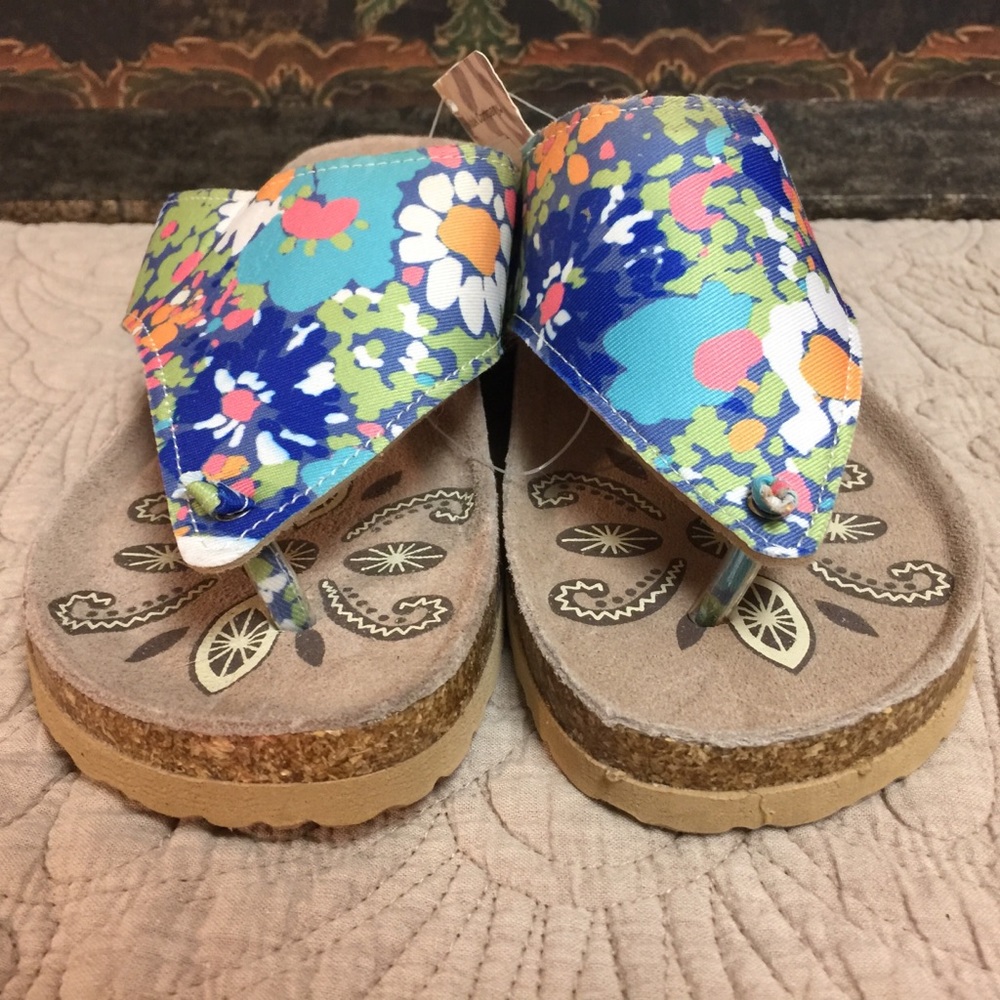 Muk Luks Cork Wedge Flip Flop Sandals Size 8